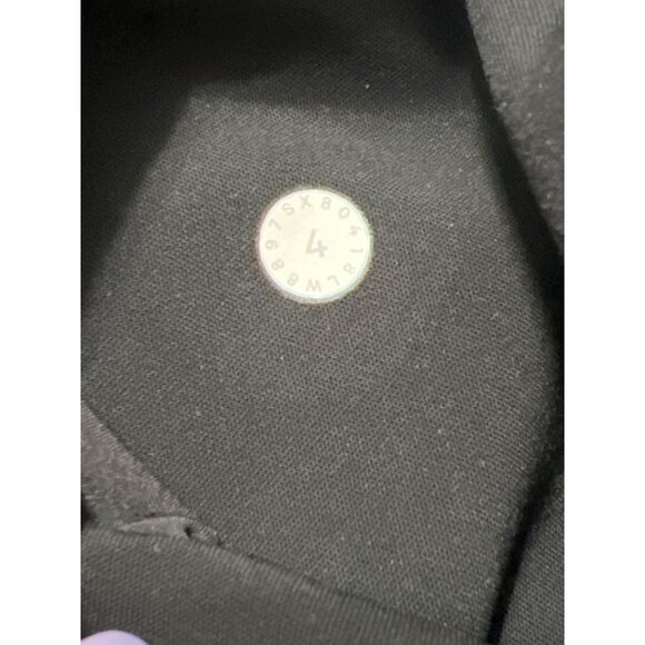 Lululemon On The Fly Skirt Size 4 Black - Picture 4 of 8